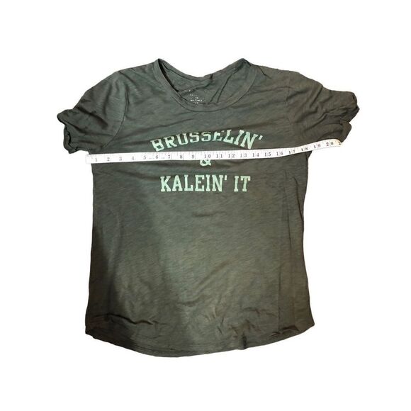 GRAYSON THREADS WOMEN'S BRUSSELIN' AND KALEIN' IT FUNNY GRAPHIC T-SHIRT - Picture 5 of 6